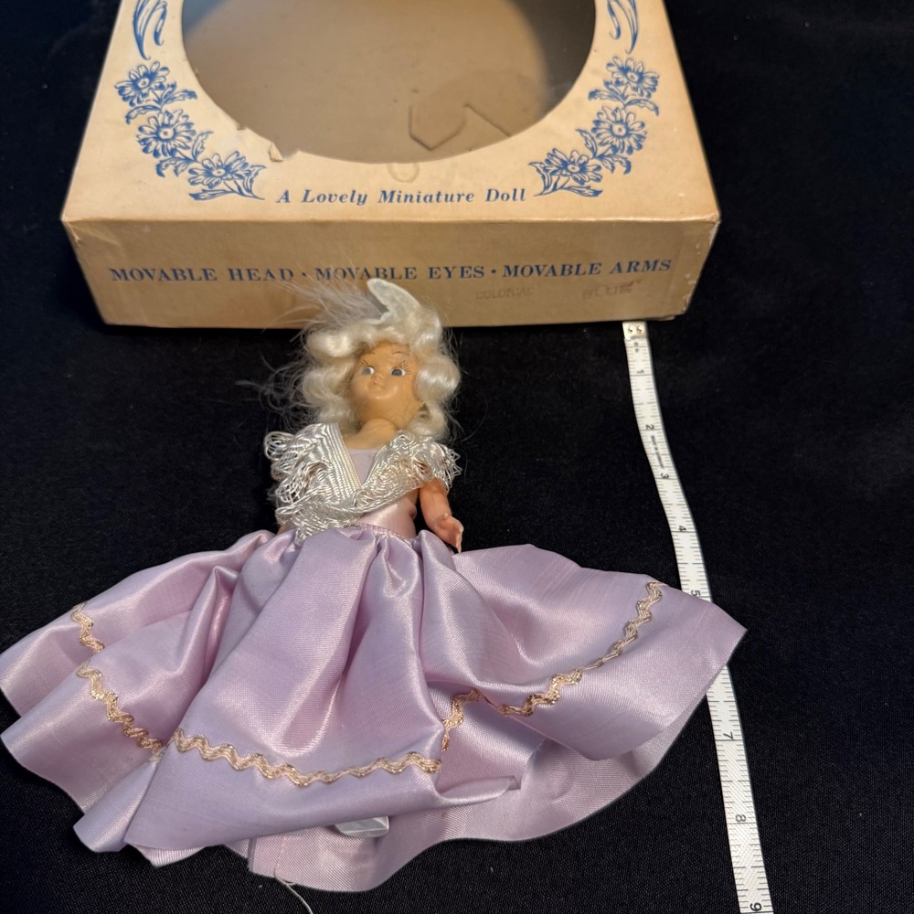 Vintage 1950s International Costume Doll Set w/ Boxes, Hong Kong, 5 Dolls - Picture 10 of 12